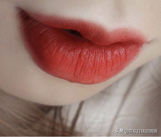 “李佳琦”OMG色号总结！原来全是这4款色系，你发现了吗？