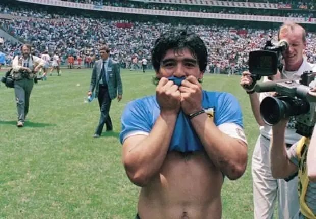 阿根廷球王马拉多纳去世的原因,阿根廷球王马拉多纳近况