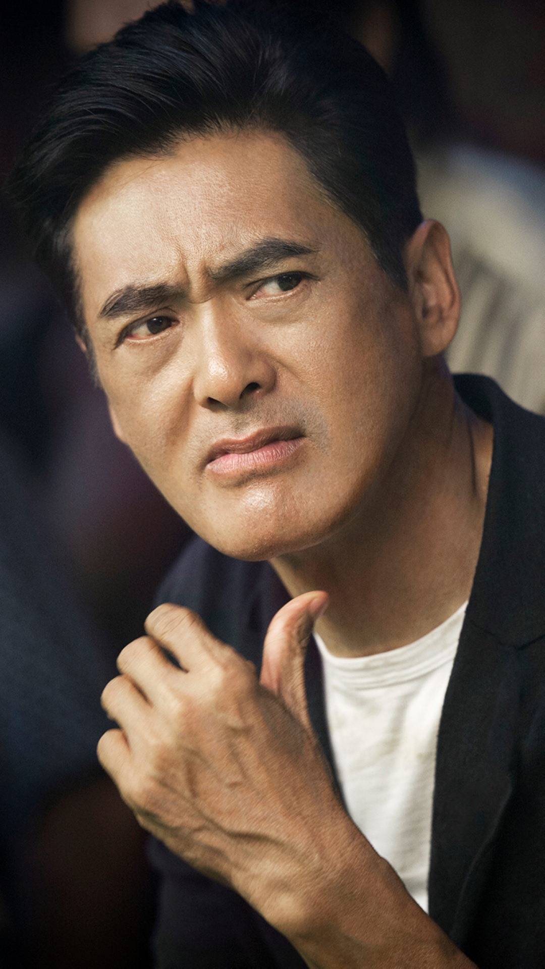 梁朝伟接演争议角色,梁朝伟中年危机全集