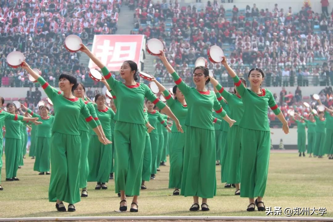 郑州大学阳光运动会800米,郑州大学春季运动会