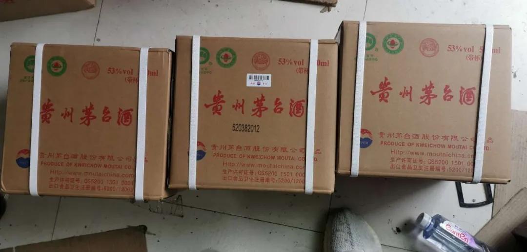 大牌专柜矿泉水,长白山矿泉水高端奢侈