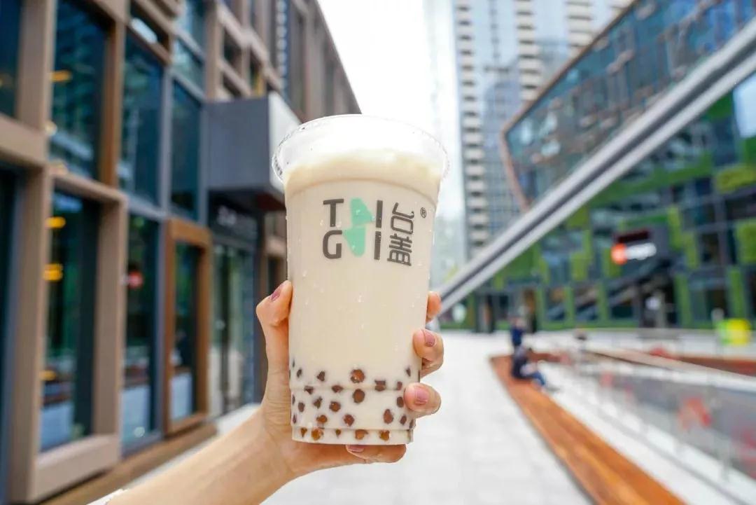 想开一家奶茶店需要哪些攻略,如何开家小型奶茶店需要哪些东西