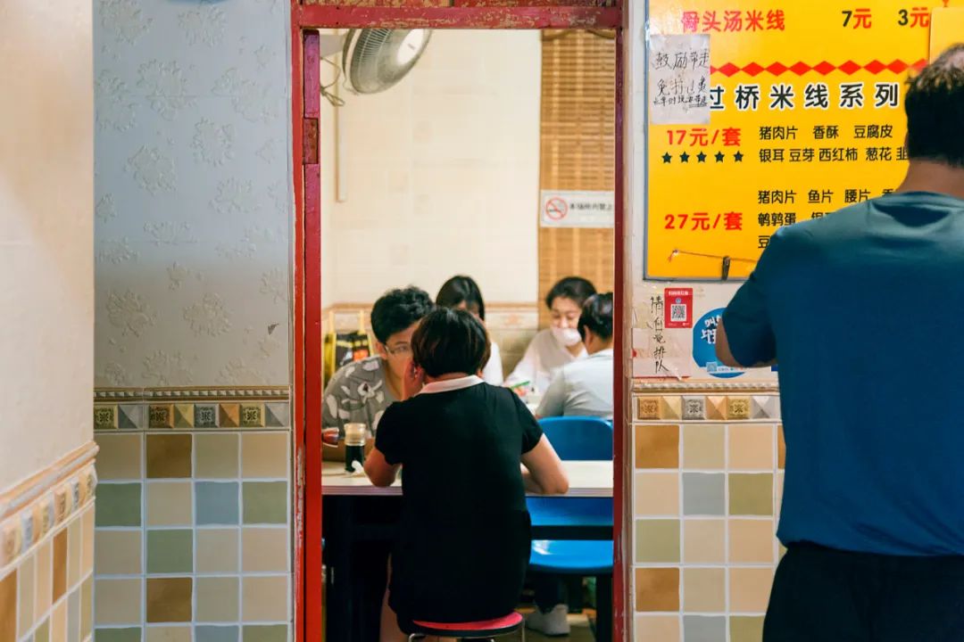 现在还没有营业的小吃店,那些被遗忘的小吃店