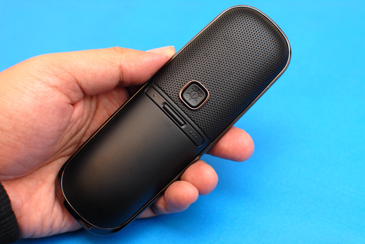 光由声动，开启炫酷的K歌新模式——发条植物园LED声动麦克风