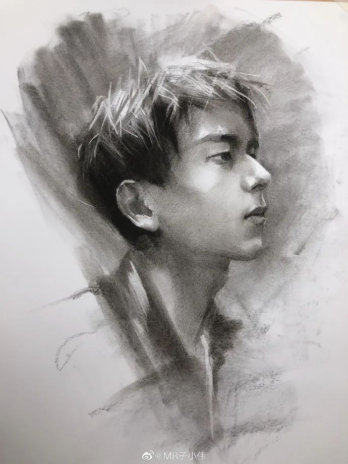 画一幅素描100万笔，胡歌、李现、迪丽热巴在他笔下全都画活了