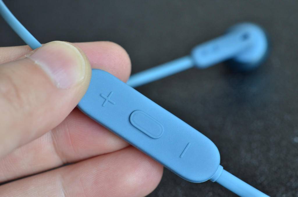 jbl官方正品蓝牙耳机,jbltune215bt耳机测评视频