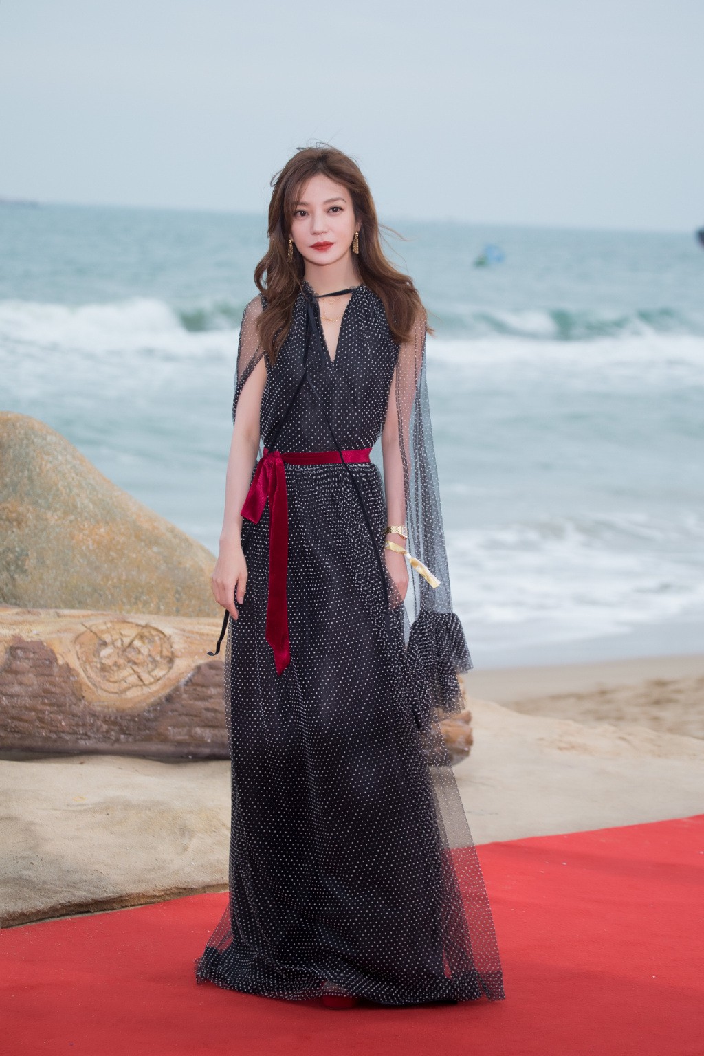 赵薇穿鞋子,赵薇鞋子