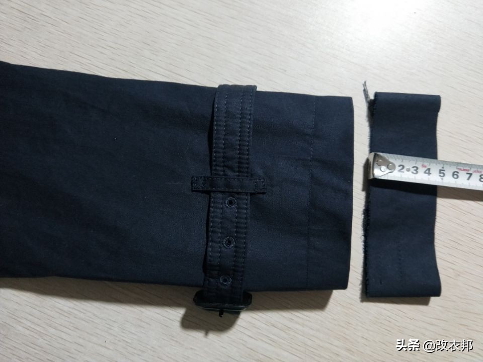 风衣袖子长了怎么改短视频,风衣袖子长隐形缝法