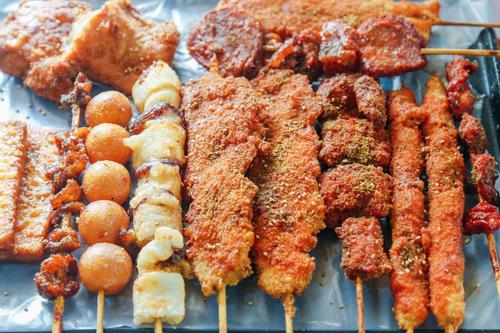 炸串摆摊开店技术视频教学,开炸串店新手必学