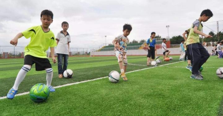 十年后当年的校园有什么变化,6070后童年学校生活的回忆