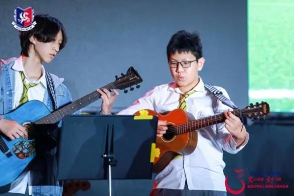 被称为沪上传奇校长，她说出了这所学校在三年内成为黑马的原因