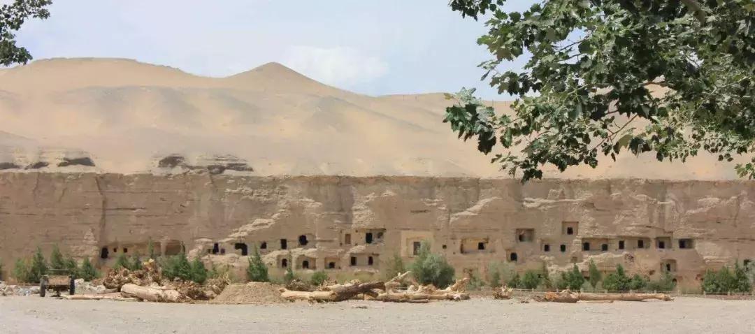 什么叫莫高窟,什么是莫高窟壁画供养人