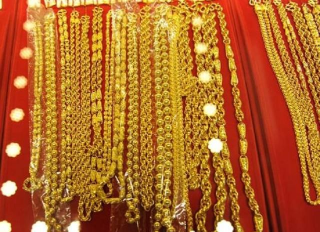 黄金手链挂扣坏了怎么办,黄金手链戴松了怎么处理