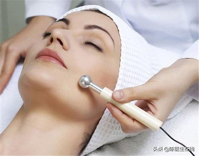 面部脂肪填充多怎么去除,面部脂肪太多拉皮还是吸脂