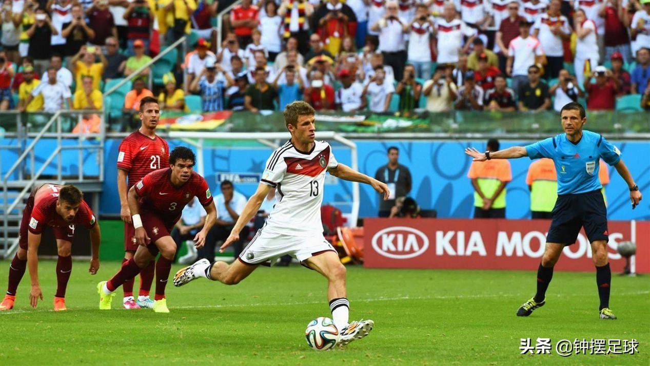 二娃穆勒集锦,二娃穆勒任意球名场面