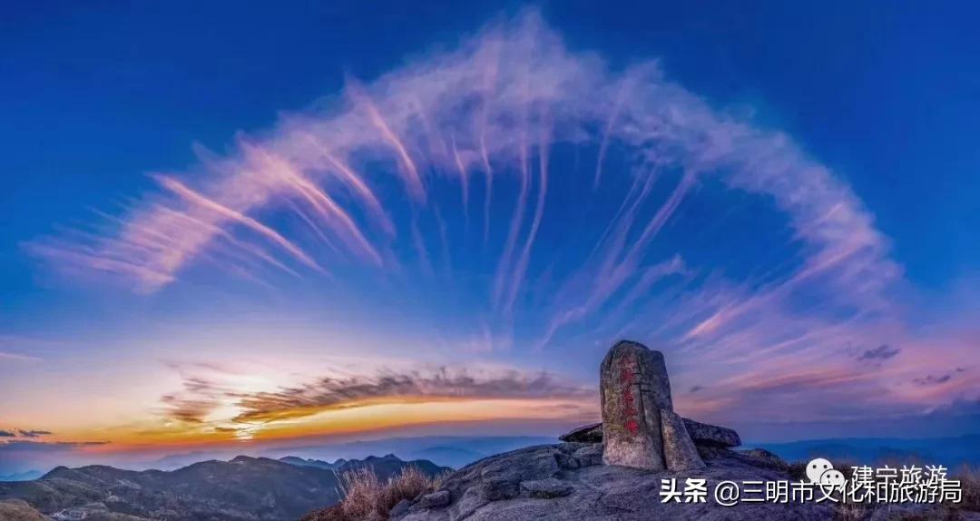 嗨！重新认识一下，我叫建宁！进来为我投票吧！