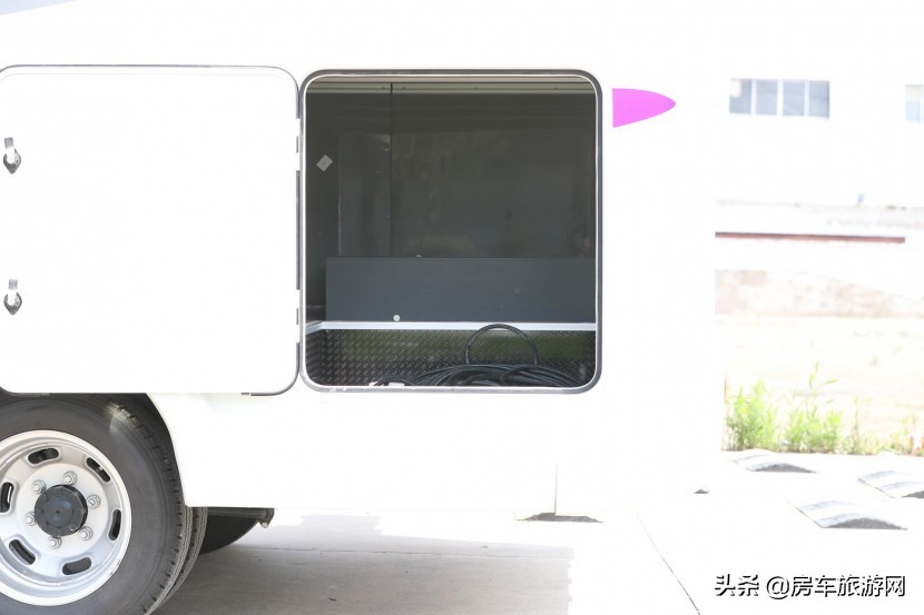 口碑最好的进口t型房车,骏驰房车评价