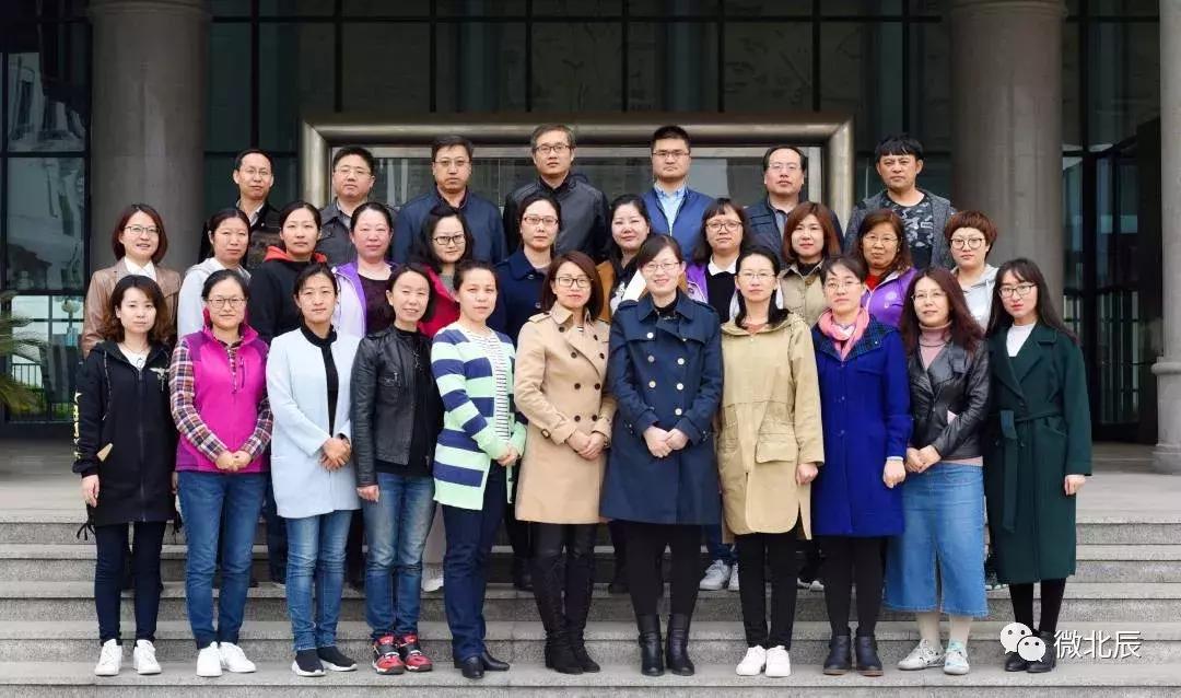 超燃现场燃爆全场校园,校园里的快闪惊艳了时光