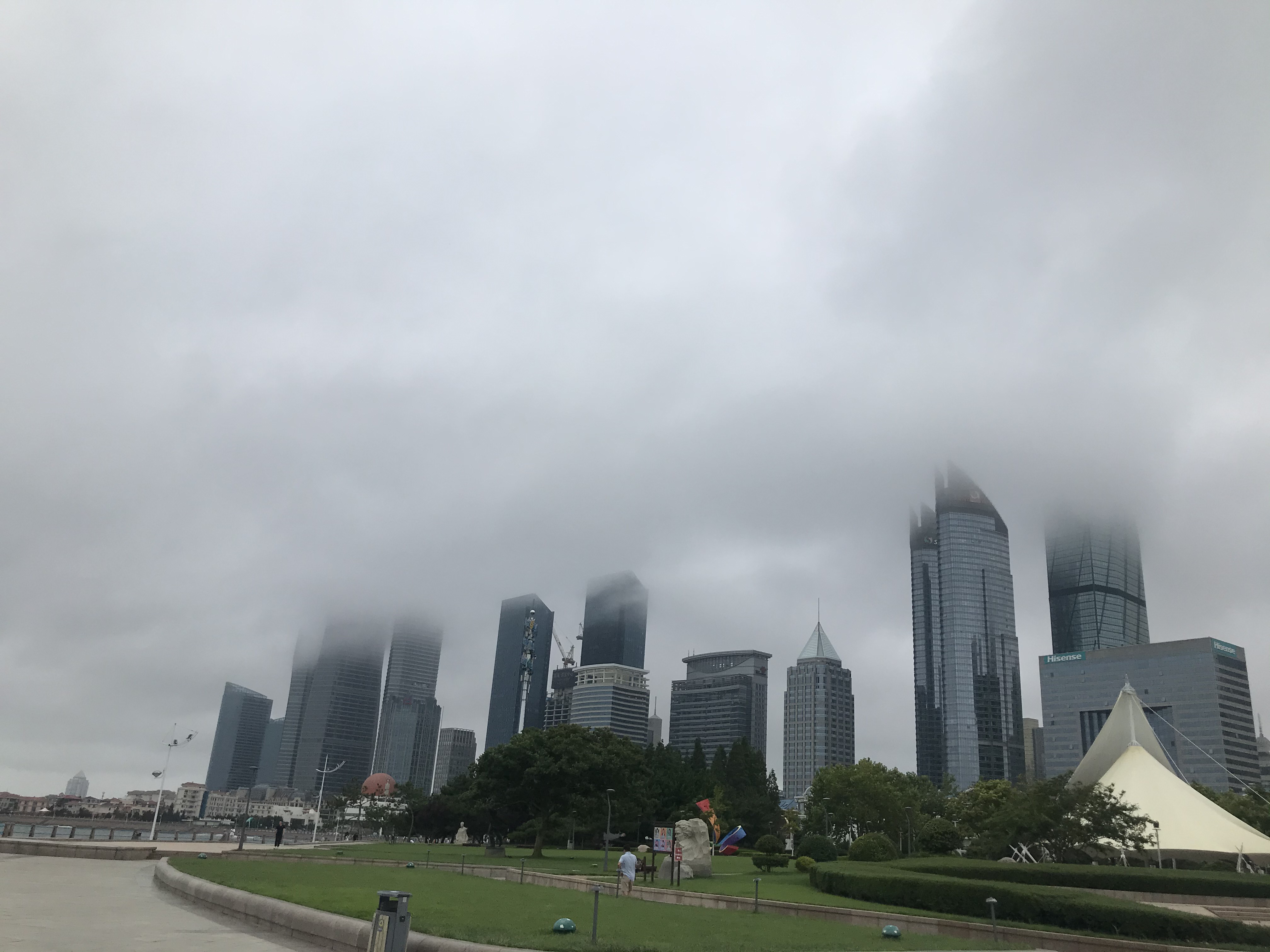 要离开了对朋友说的话长篇,要离开这个伤了心的城市的说说