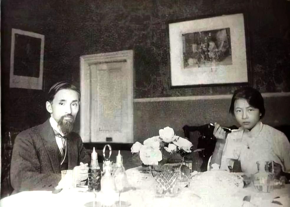 林徽因被冰心暗讽，被鲁迅骂“不纯洁”，为何她本人从不还嘴？