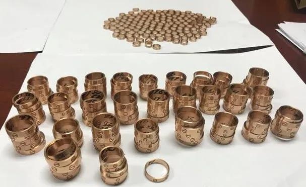 茅台酒摔碎了视频,雷朋眼镜卡地亚