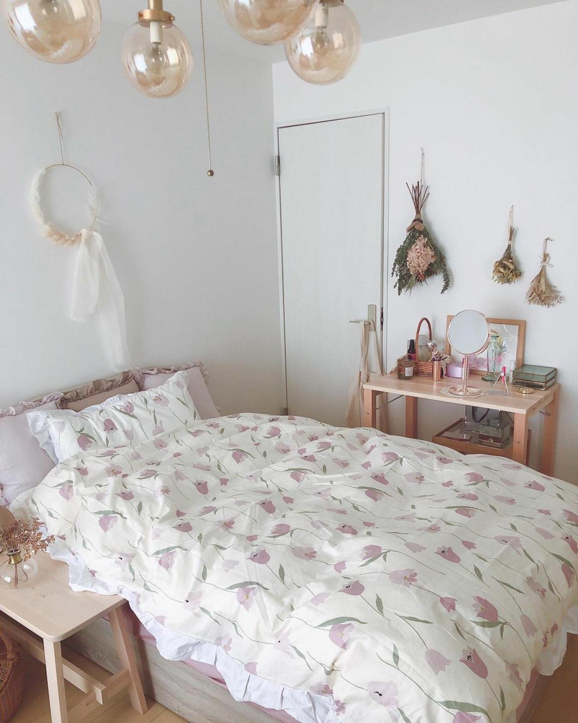 女生房间粉色系仙女味清新10平米,最简约最实用的女生房间