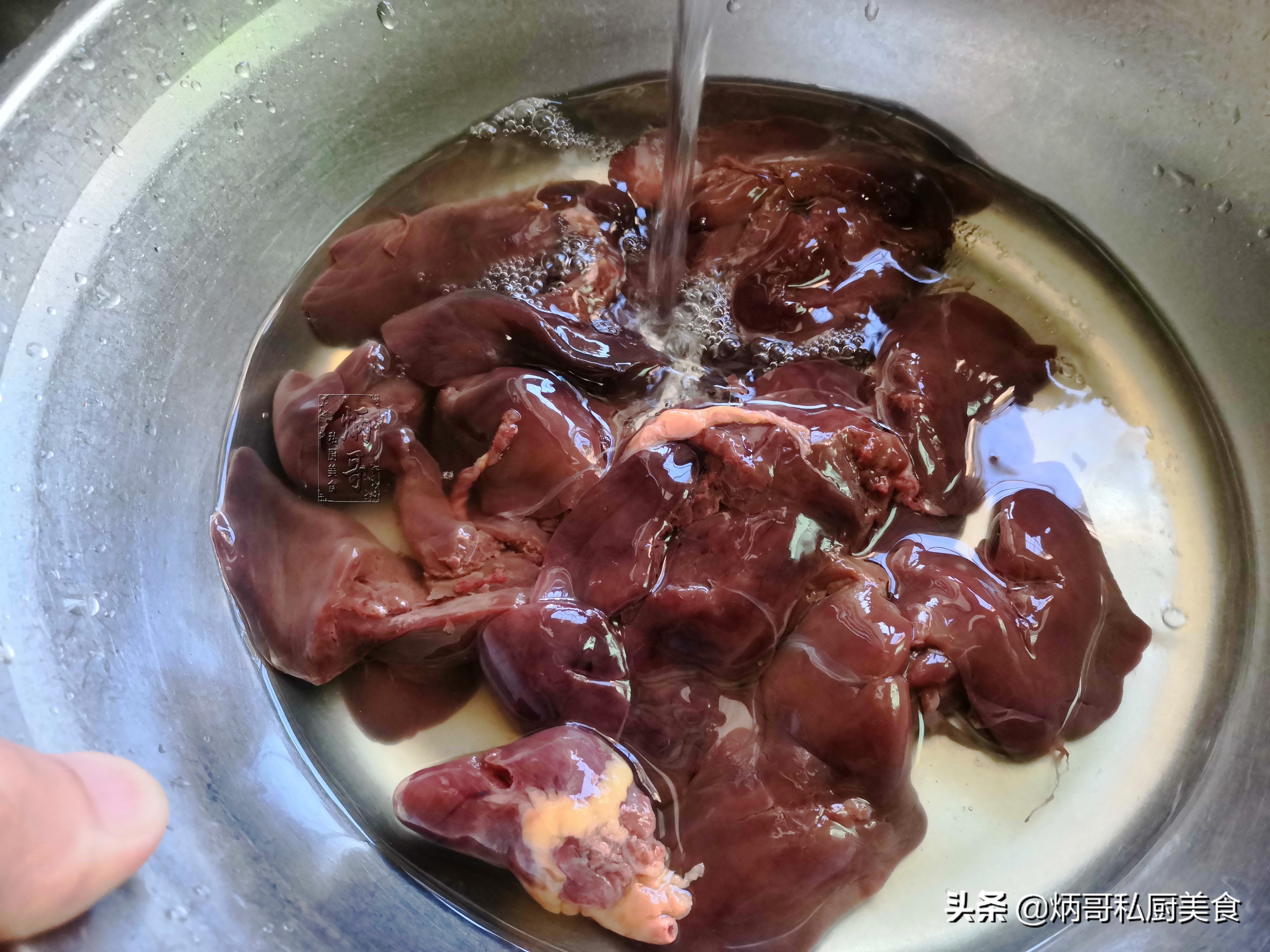 鸡身上有一块小肉很好吃,鸡身上的营养