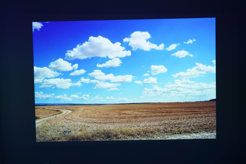 白天也能看的投影仪极米h3s,投影仪家庭影院极米h3s