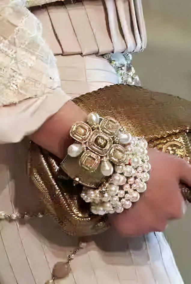 VintageChanel中古琉璃饰品,中古香奈儿双c项链