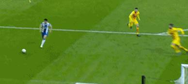 武磊一夜创两项纪录,武磊替补登场绝平巴萨创造历史