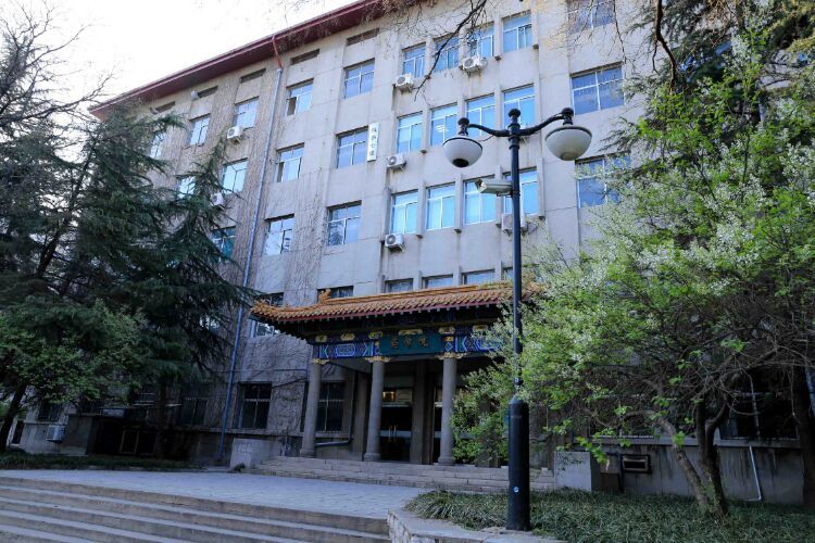 百年山东看青岛千年齐鲁逛青州,山东大学趵突泉景区