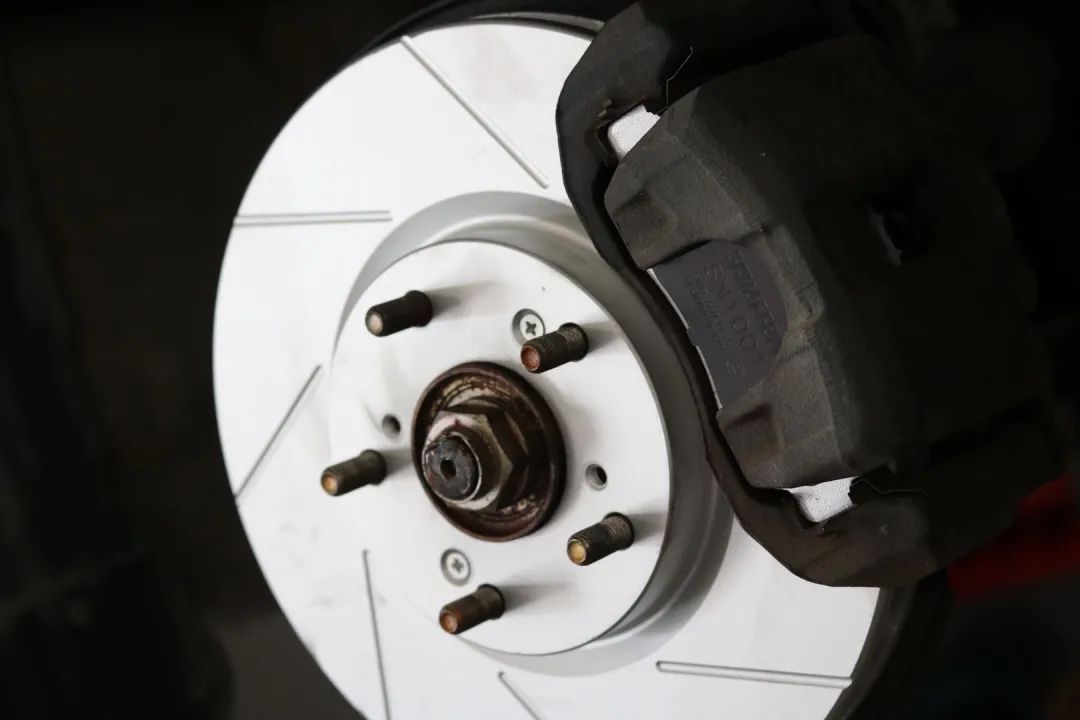 怪兽修车翻新奥迪q7,怪兽修车老车翻新