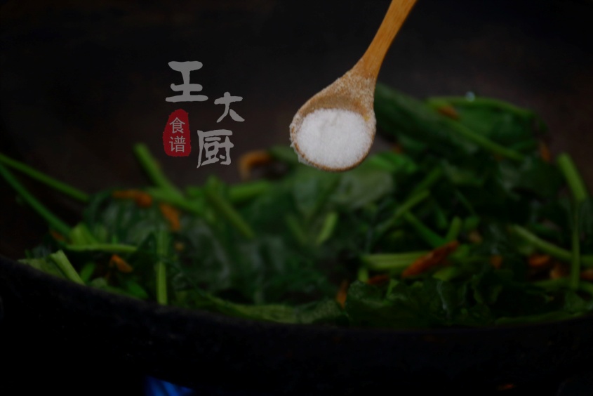 菠菜油条的家常做法大全,菠菜油条的做法和发面全过程