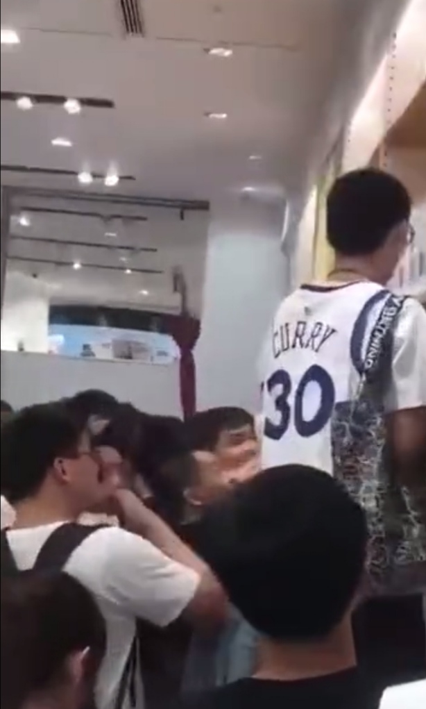 今日优衣库,今日优衣库的新闻