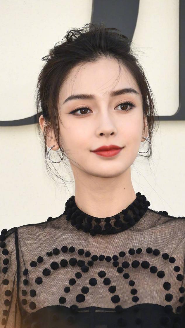 人像对着镜子怎么拍照才好看,如何对着镜子拍出超好看的脸照