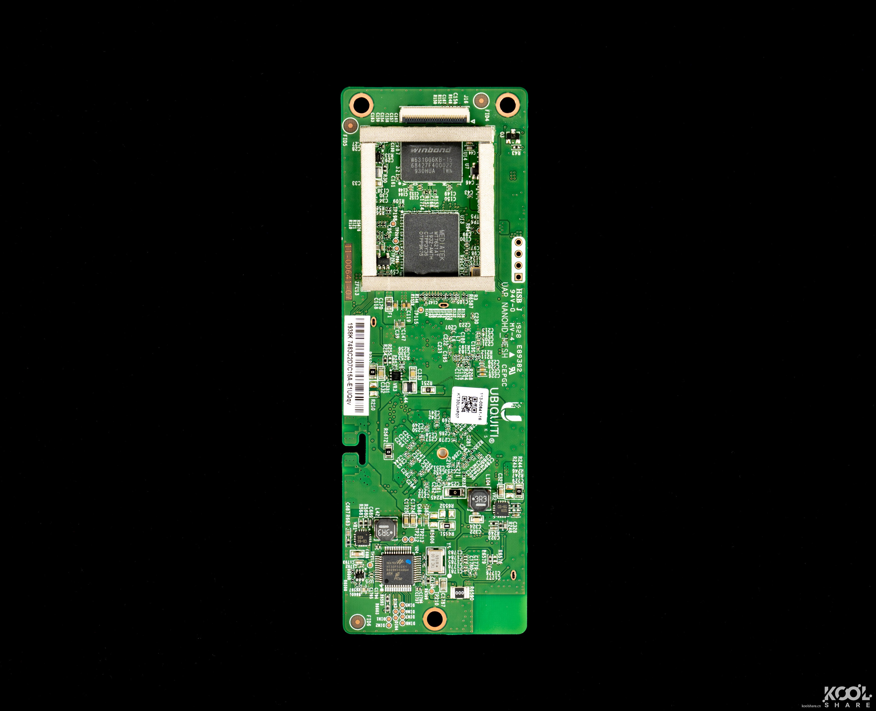 一台小巧精致的AP，UBNTUniFiAPFlexHD开箱拆解评测