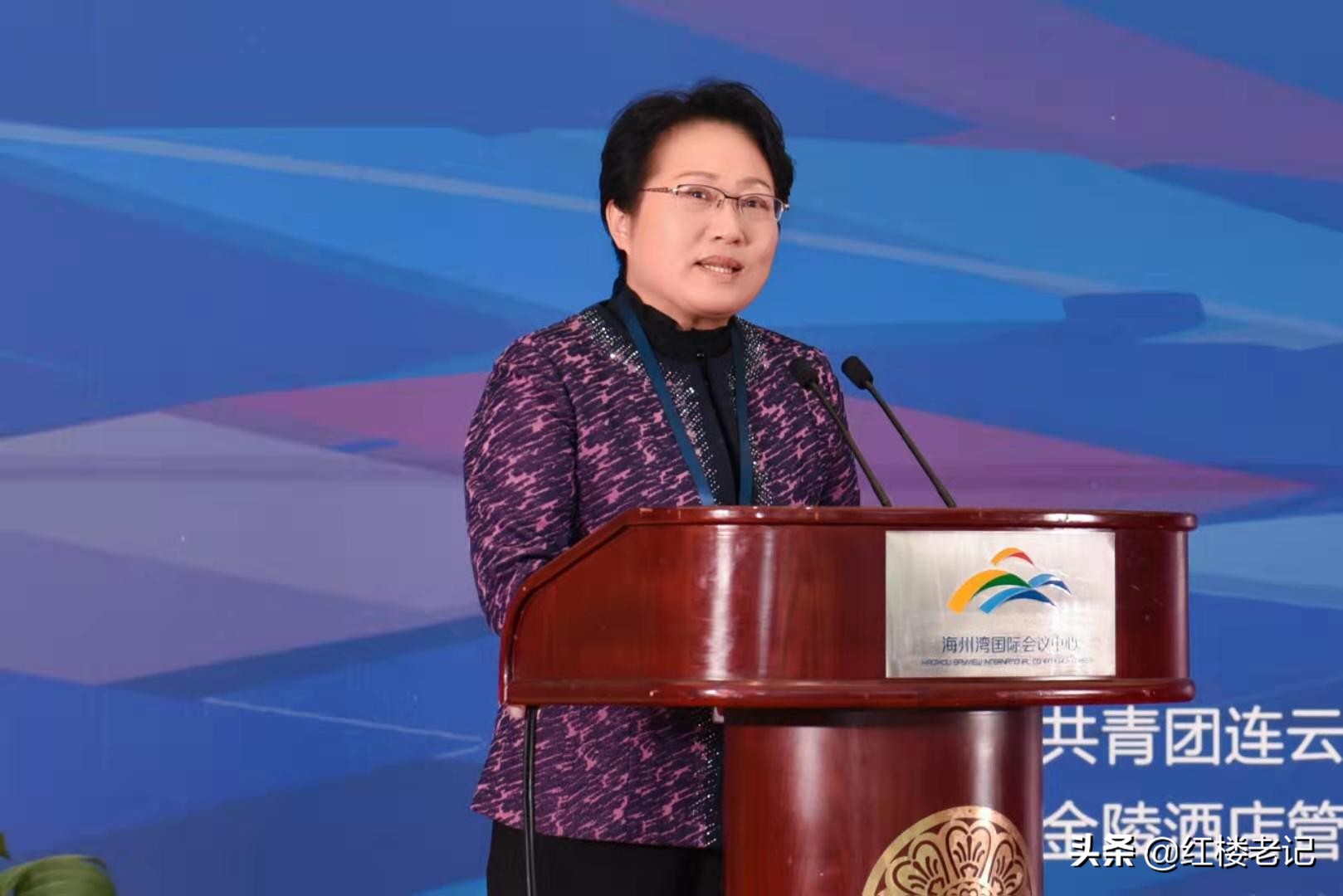 连云港举办首届婚庆文化博览会暨“缘在金秋青春同行”联谊会