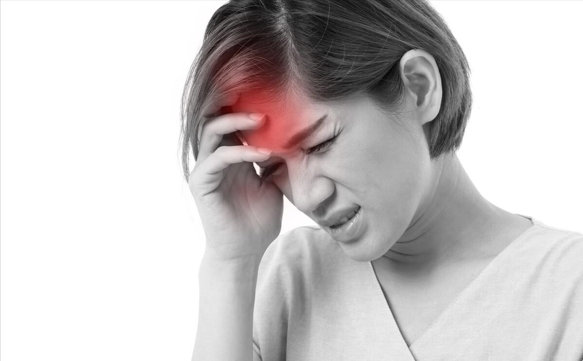 38岁女子，右脸放电剧烈疼痛3年，医生：神经被血管压坏了