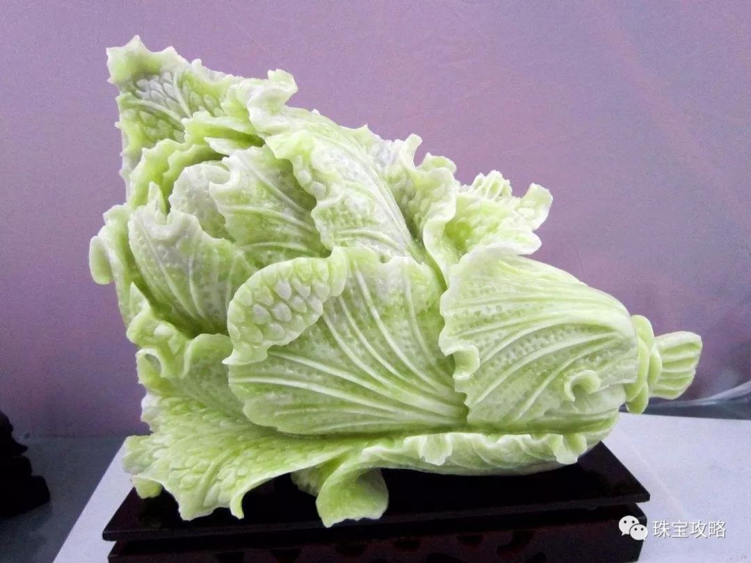 岫玉老油翠手镯有升值的可能吗,新疆黄岫玉收藏几十年能升值吗