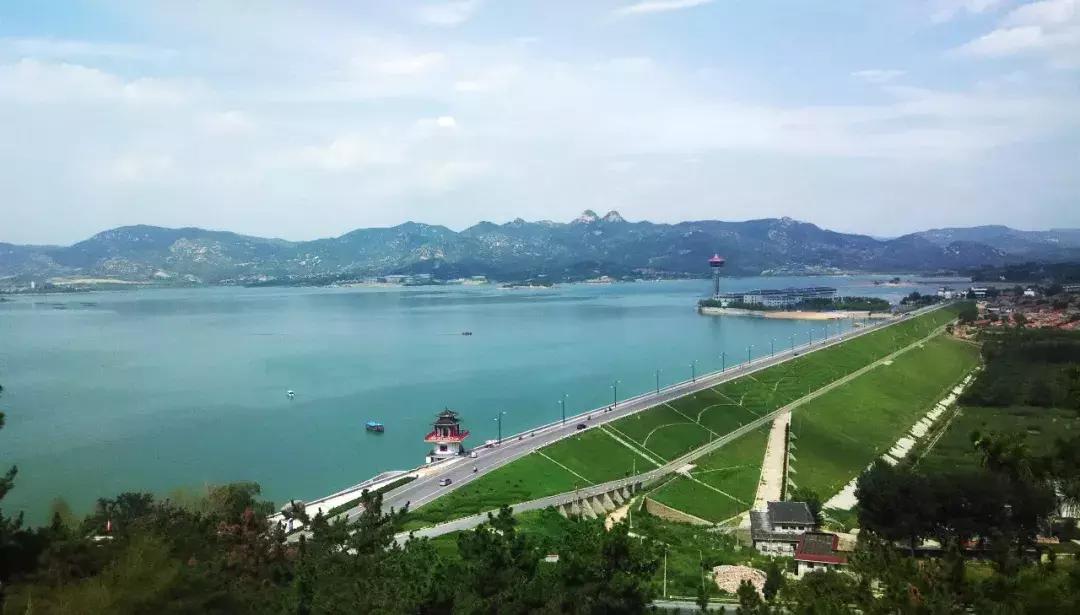 中国十大湖泊最美景点,十大风景最美的湖泊排行榜