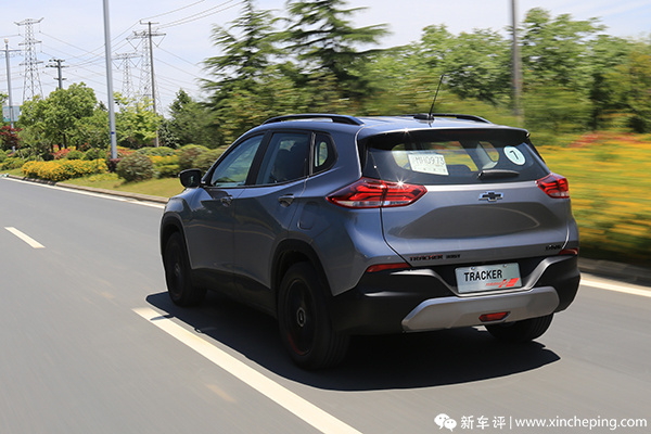 雪佛兰小型suv创酷好看不贵10万起,雪佛兰创酷2021款325t自动挡高配