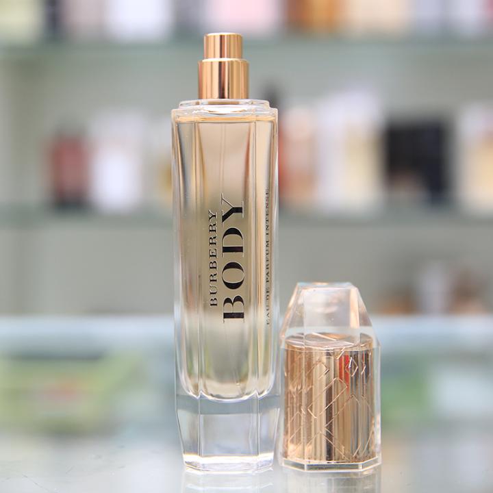 有什么适合小女生的香水,有没有特别的一款适合女人的香水