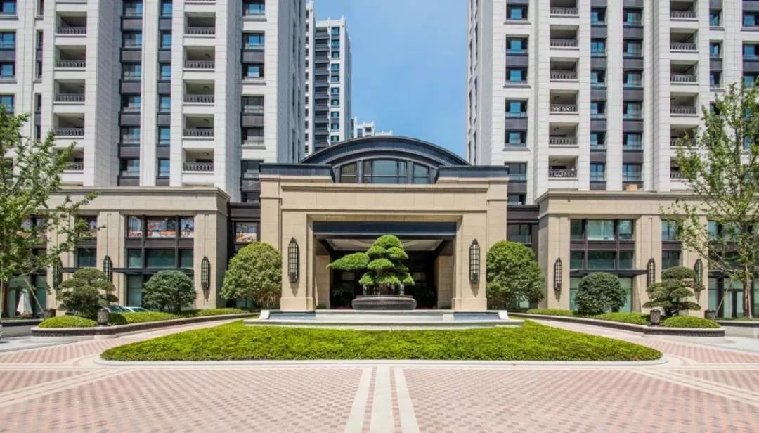 内中环神盘宝华·城市之星为何如此鹤立鸡群，看地下车库就明白了