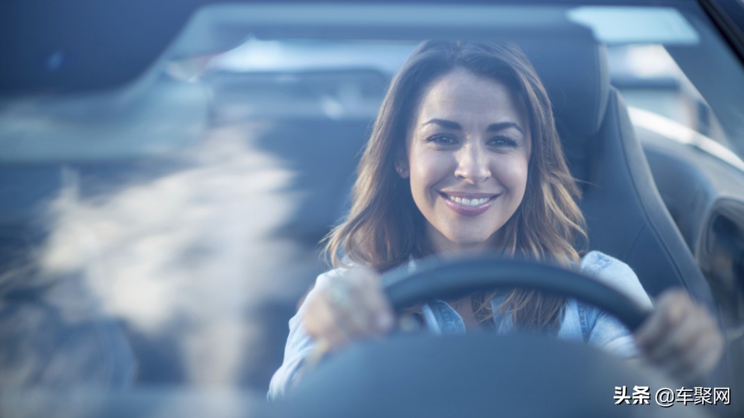 包军:网约车出路在于取消“份子钱”,重用当地司机