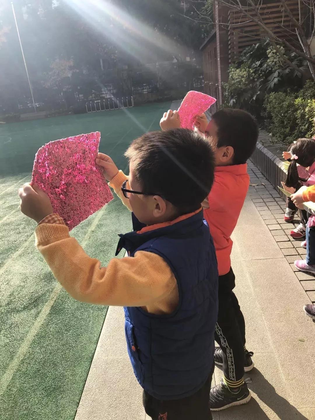 幼儿园生成课程案例,幼儿园关于纸的课程