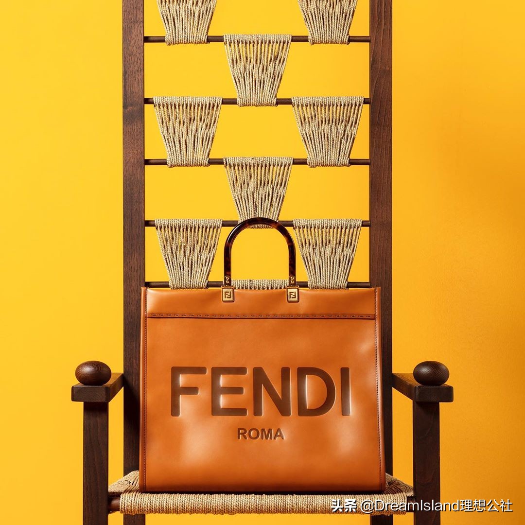 valentino鳄鱼皮女士包,valentino蝴蝶结包包