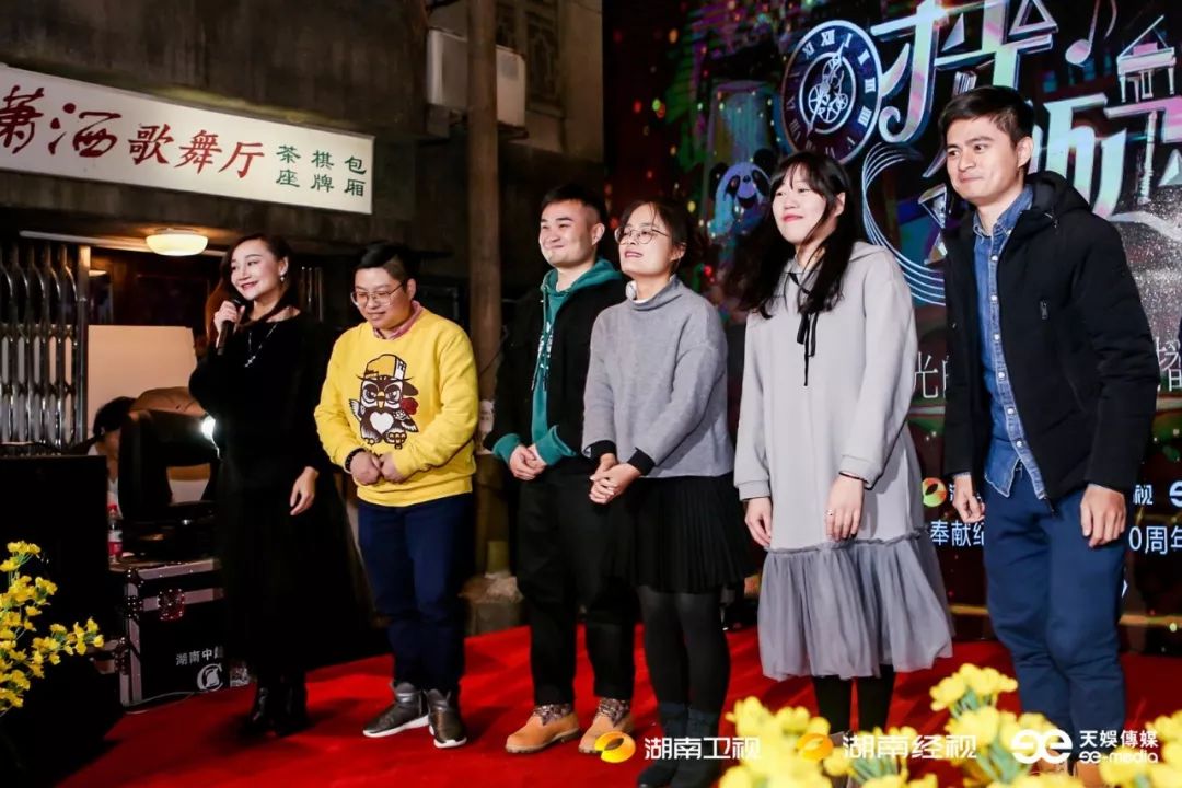 谨以此片献给改革开放四十周年,献礼改革开放