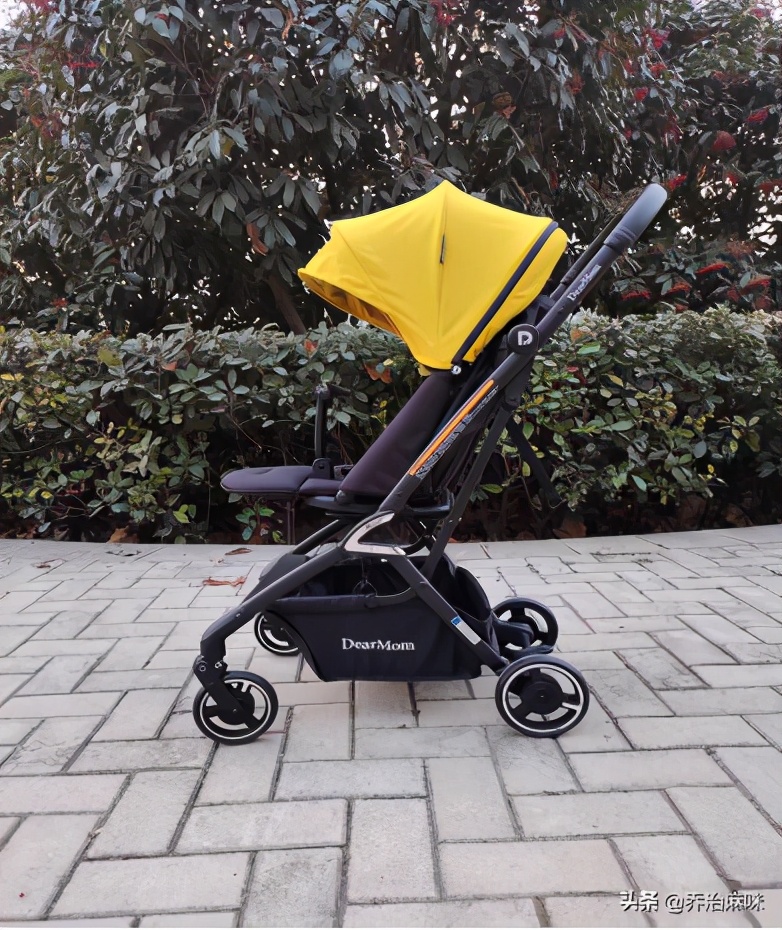 婴儿用品也有鄙视链?这种推车在妈妈圈垫底,你家排哪层?
