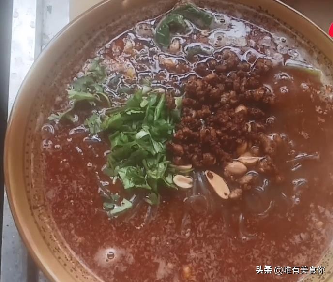 广受好评的酸辣粉加盟,正宗酸辣粉做法加盟