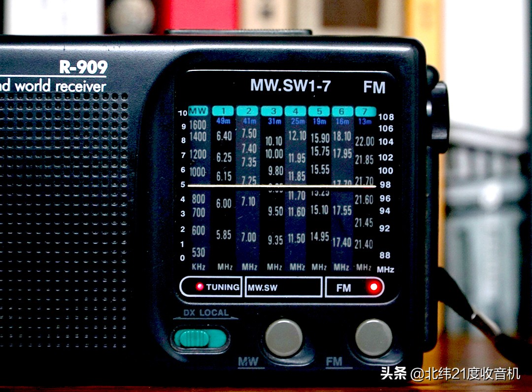 德生收音机r909与r9012哪个型号好,我的收音机